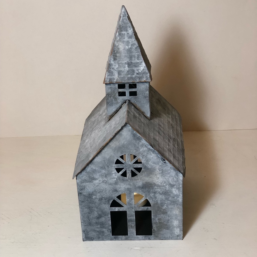 Metal Pre-Lit Church/Chapel Votive Holder in Distressed Galvanized Gray, EUC